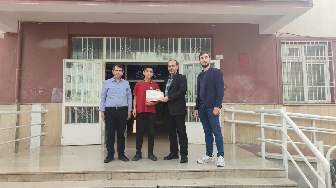 Nisan Ayının Örnek Öğrencisi Furkan BULUT`u Tebrik Ediyoruz.